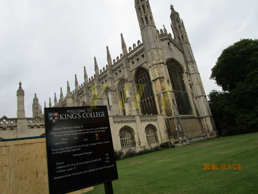 国王学院内的国王礼拜堂(kings college chapel)是剑桥建筑的一大