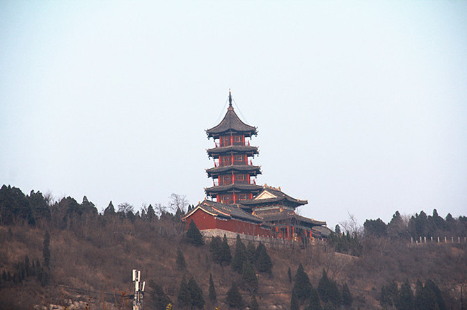 远眺原山国家森林公园