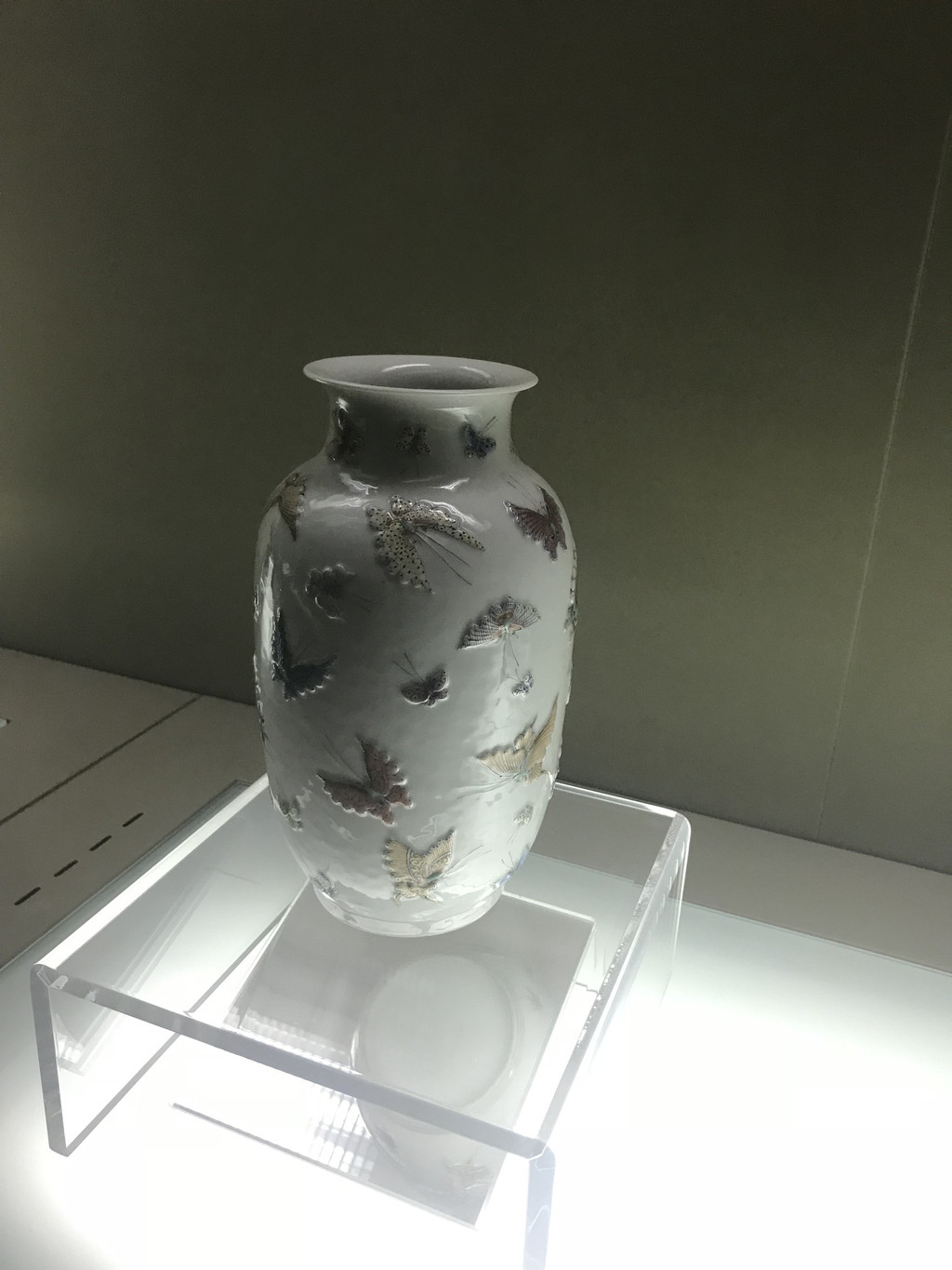 走马灯-北京观复博物馆 (一层瓷器篇)