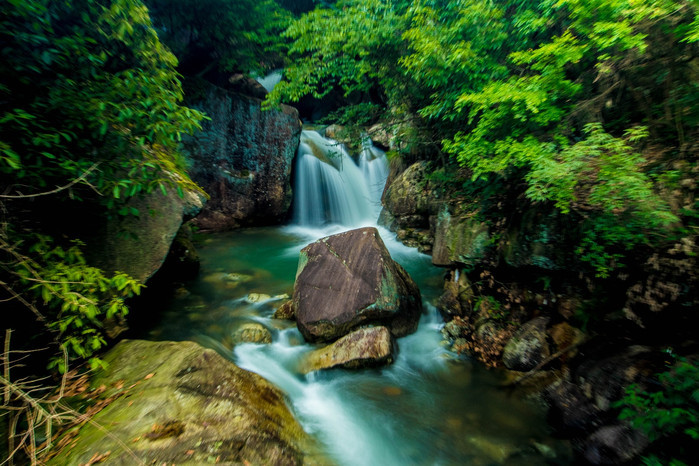 华东最大落差桐庐山湾湾漂流,清凉一夏