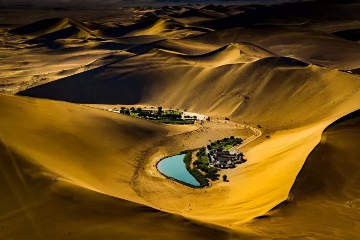 敦煌丨藏在大漠戈壁里的它,究竟有多美!