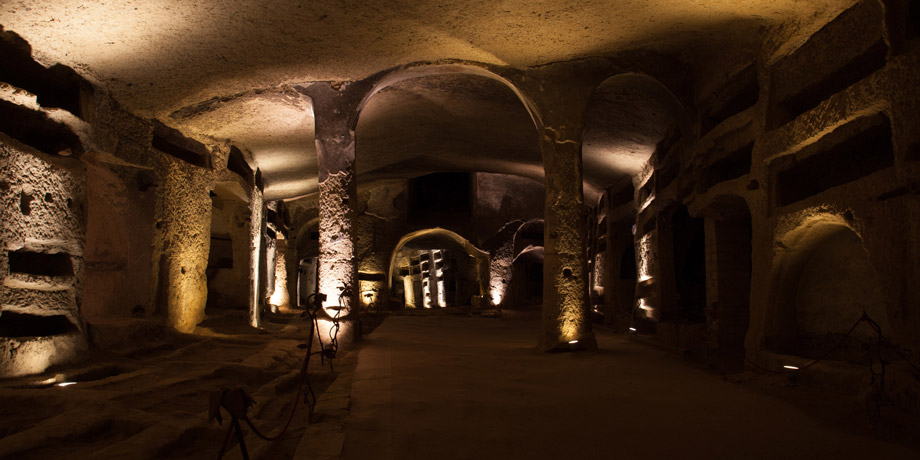 圣热内罗地下墓穴