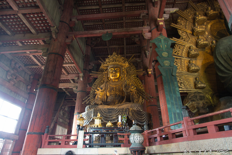 卢舍那佛,奈良大佛),为世界第二大铜像,仅次于中国西藏扎什伦布寺的"