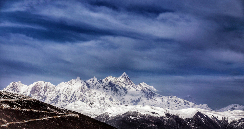 色季拉山