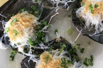 惠东双月湾海岛味道美食坊排骨,双月湾海岛风暖暖的攻略之风味图片