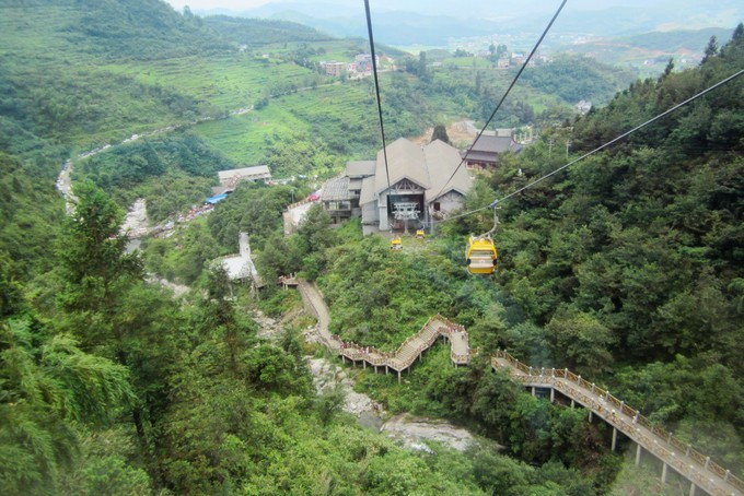 感受江西美(6日武功山,宜春温汤镇,明月山,南昌之行)