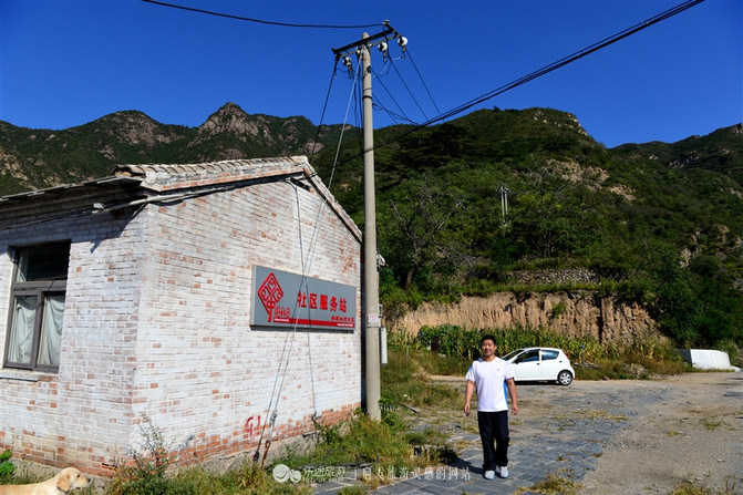 门头沟杨家峪,建在悬崖上的房子