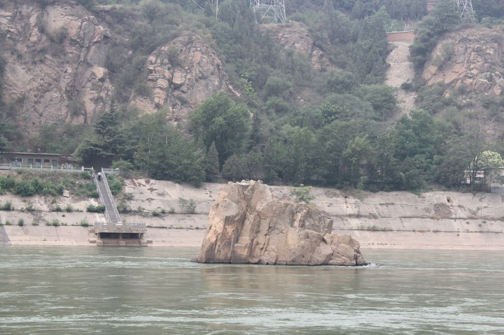 10.三门峡--黄河大坝景区(中流砥柱)