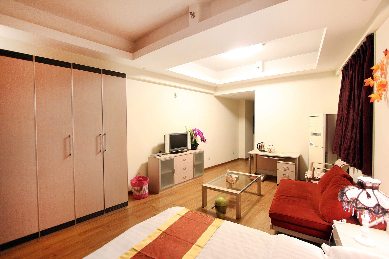 【携程攻略】重庆和平大厦停车场,重庆和平大