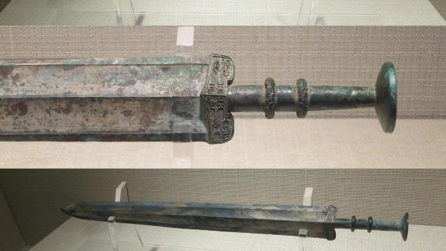 及中华石雕艺术廊等"四厅一廊,展出藏品由著名收藏家陈凤九先生提供