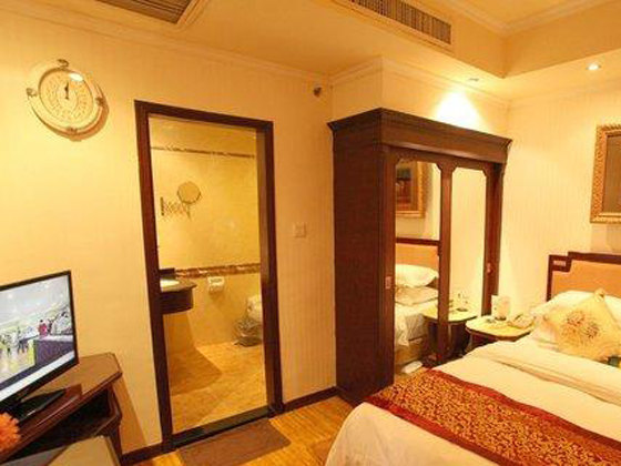 【携程攻略】武汉市公安局出入境管理处江南光