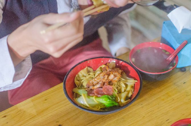 【鱼爷叹神情】汕尾美食之夜市小吃篇-汕尾游的美食表示美食图片