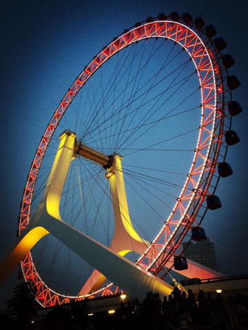 第6天 2014-10-03 天津之眼摩天轮 建议晚上去…比较好看… 海河外滩