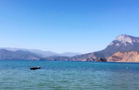 泸沽湖娜鲁湾客栈