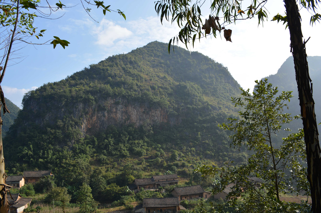 广南县董堡乡里标村