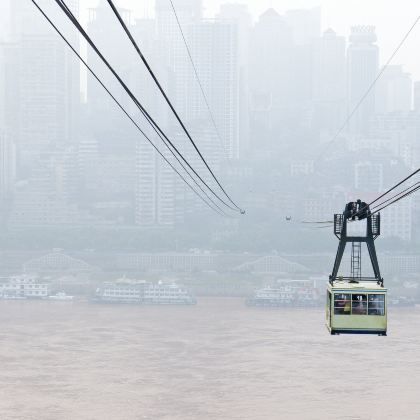 鹅岭二厂+涂鸦街+十八梯+长江索道+磁器口+洪崖洞+轻轨穿楼 鹅岭二厂+涂鸦街+十八梯+长江索道+磁器口+洪崖洞+轻轨穿楼