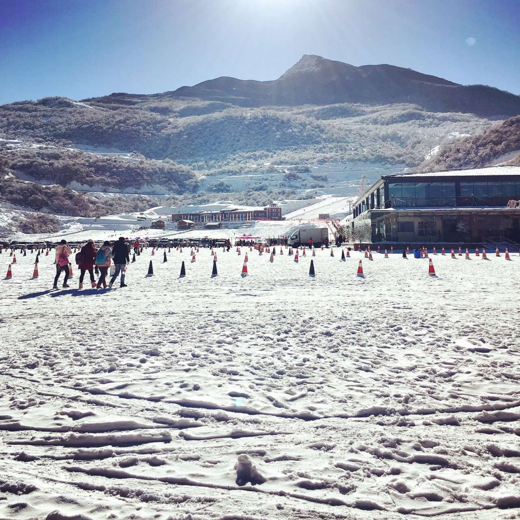 成都冬季雪恋~燃情滑雪:太子岭 西岭雪山,休憩仁和春天酒店享轻奢