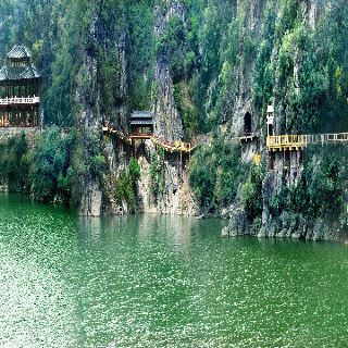 汉中汉中石门栈道风景区 诸葛古镇 武侯祠 武侯墓一日游【两汉三国