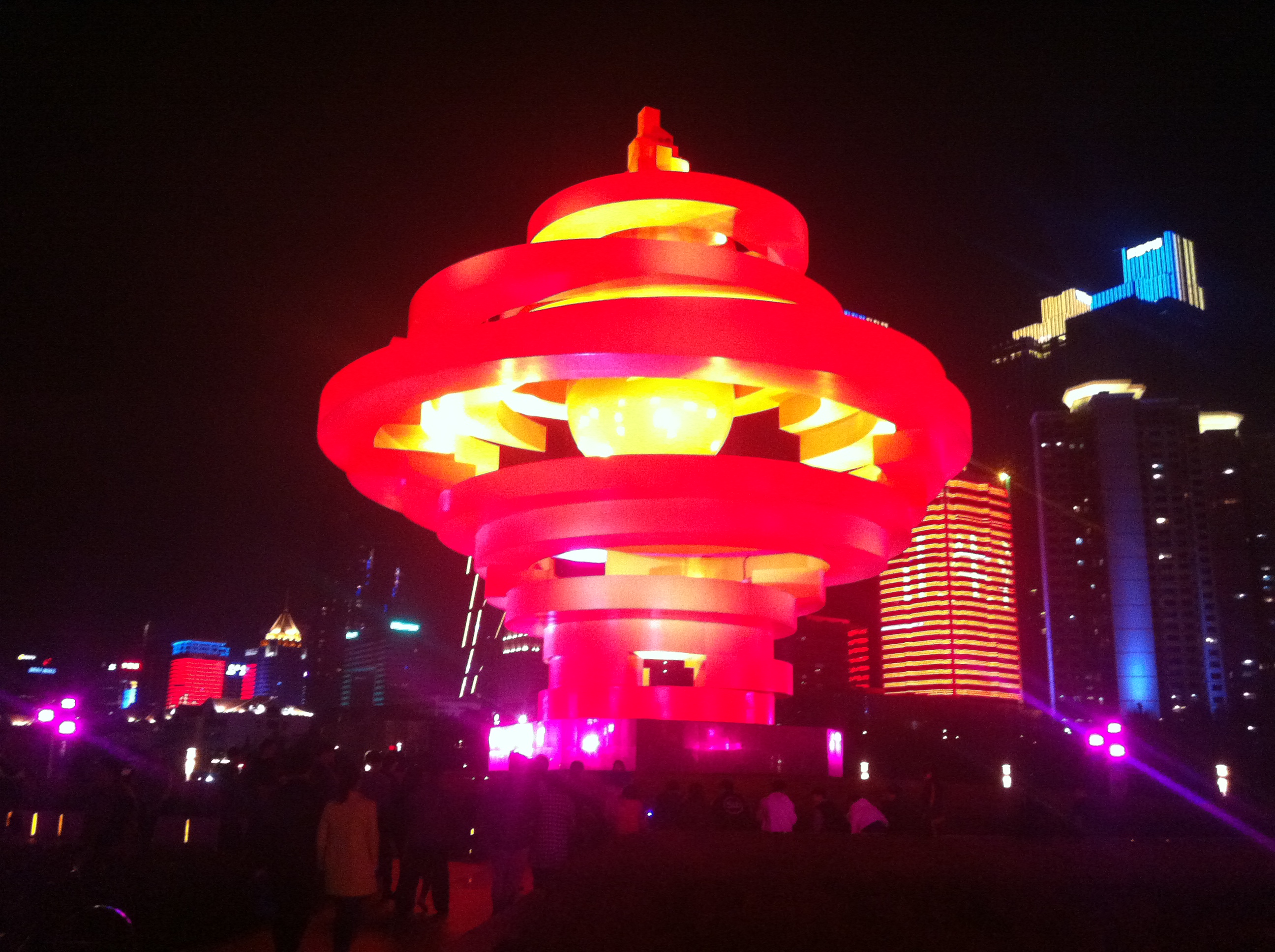 五月的风,很美,青岛五四广场