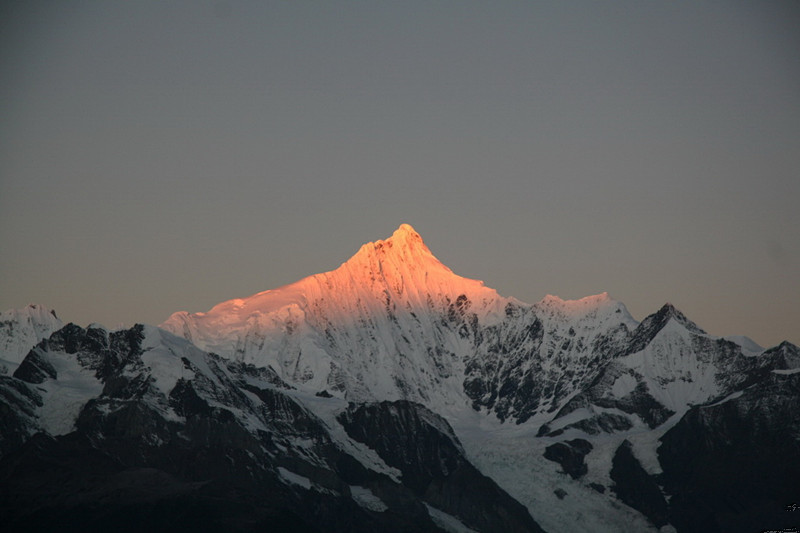 (卡瓦博格峰)