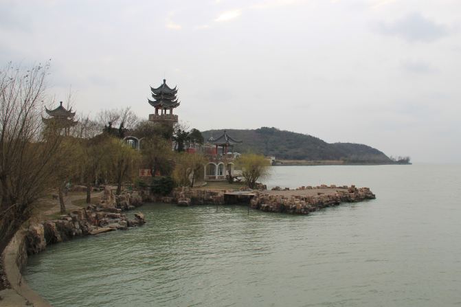 春季自驾游15:游苏州太湖公园,赏西山梅海