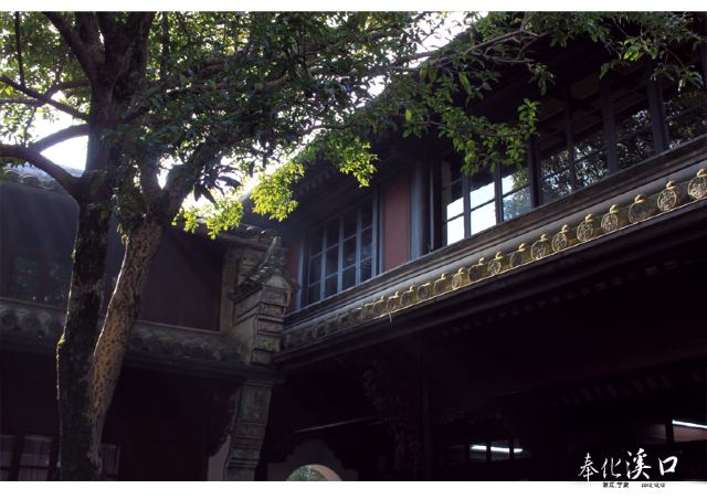 溪口风景区涉及蒋氏祖宗祠庙和活动场所的有"武山庙"摩诃殿