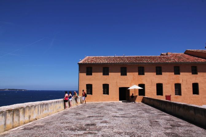 铁面人疑案-圣玛格丽特岛 - 戛纳游记攻略