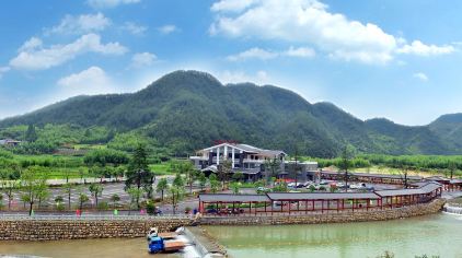 临安湍口芦荻古温泉度假酒店 浙西大龙湾/瑞晶石花洞