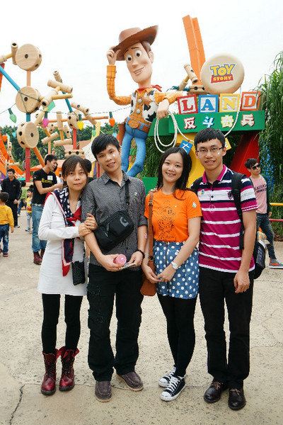 2013.5.4-5 香港迪士尼2天梦幻之旅+维港大黄鸭