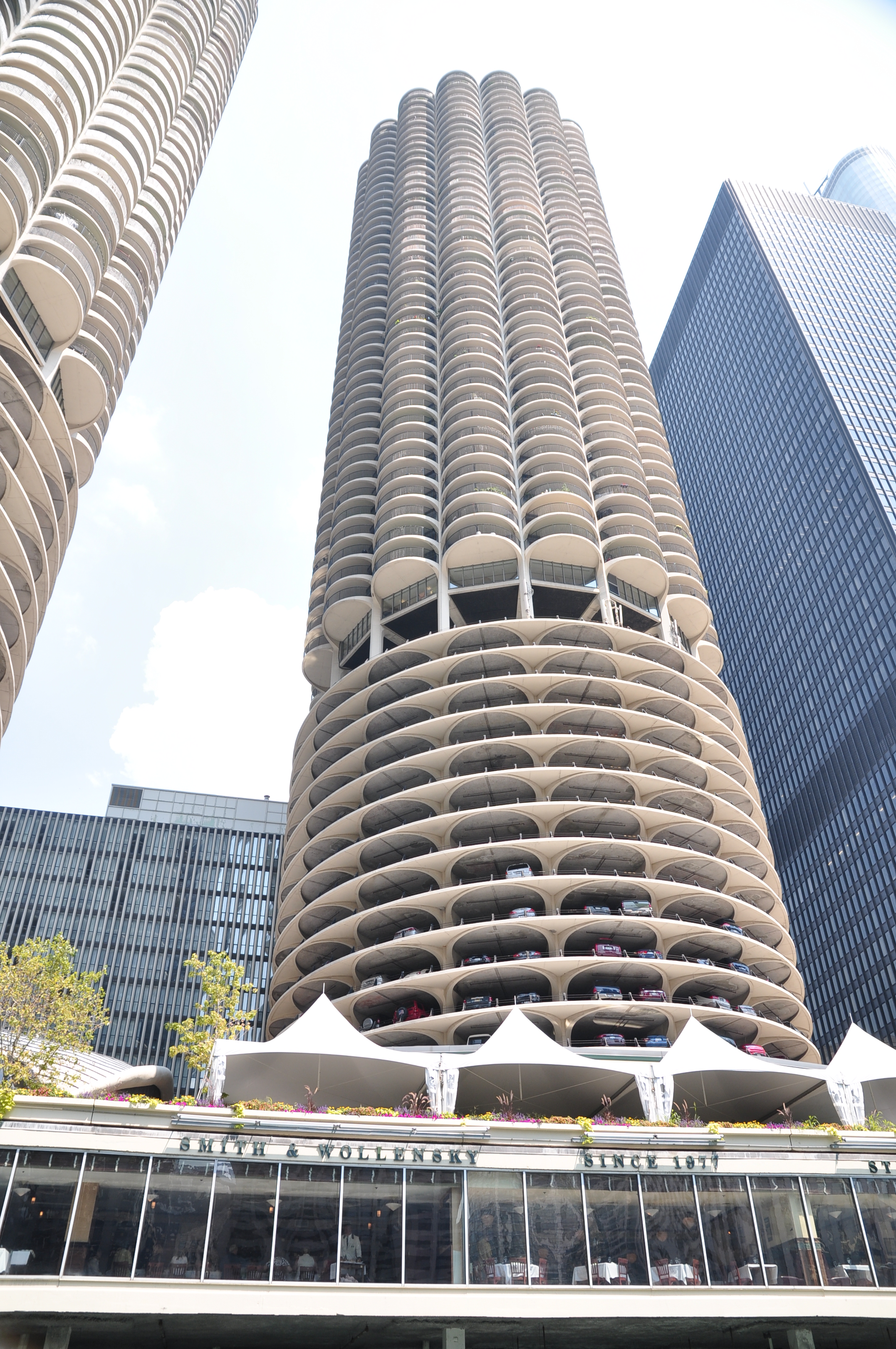 marinacity,shiraishimarina 俗称玉米楼的马利纳城(marina city)