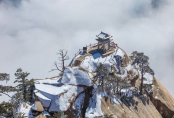 西安包车华山一日游【早出发少排队‖更多时间玩‖赠送登山手套】【专属包车拒绝陌生人，只与相爱的人同行。】