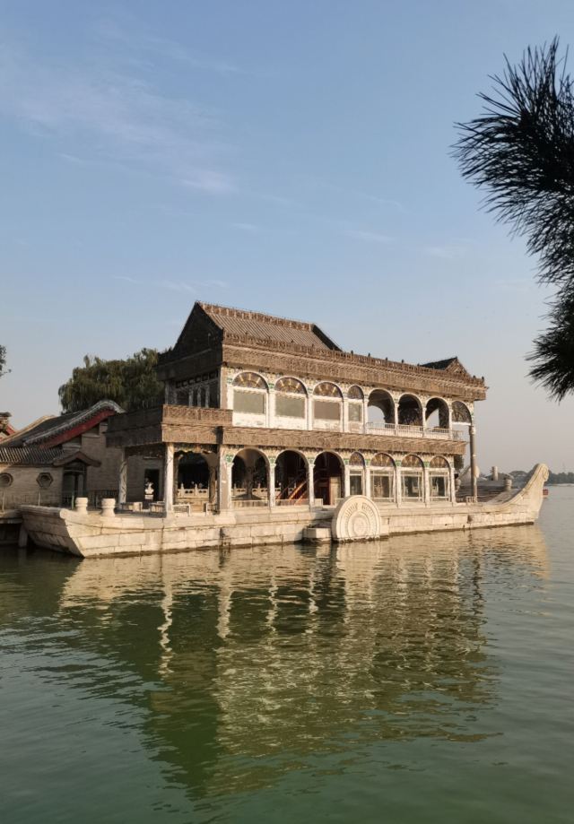 北京颐和园石舫