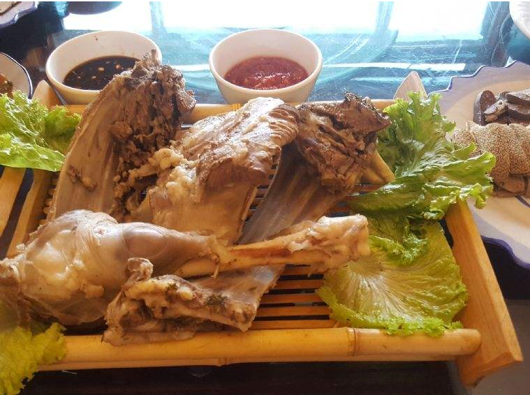 卓资内蒙全羊席