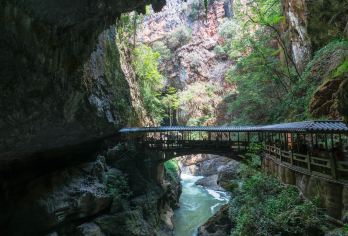 昆明九乡风景区一日游【独立包车-私享定制-司导携玩】【独立包车，真正纯玩自由行】