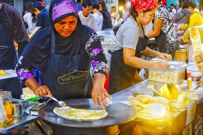 泰国普吉镇周末市场Phuket Weekend Market