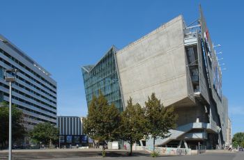 【携程攻略】德累斯顿水晶UFA综合电影院团