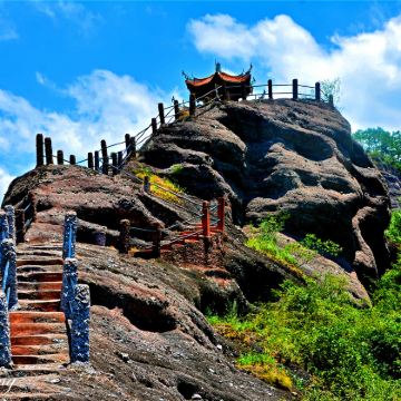 福建龙岩冠豸山景区一日游【纯玩包车+上门接送+车型自选】