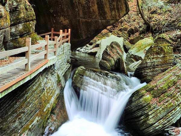 天书峡景区