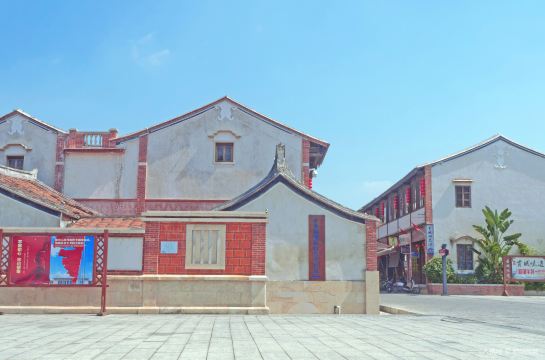 10091a0000018x61n37E2_R_1600_10000.jpg