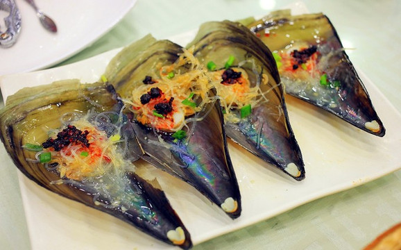 蒜蓉粉丝豆鼓蒸带子螺