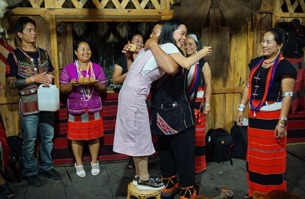 感受佤族 一个曾用人头祭祀的彪悍民族