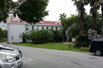 【携程攻略】上海工人纠察队总指挥部旧址附近