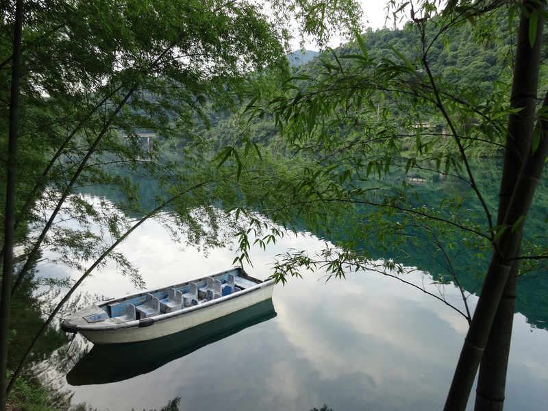 东江湖旅游,观雾观水观花.