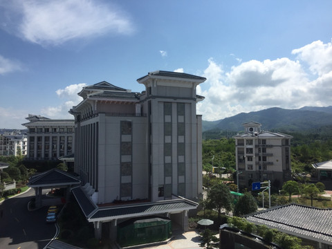 5 一线天,虎啸岩