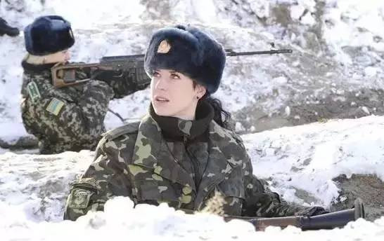 陈羽凡晒的旅行照,玄机在哪里?