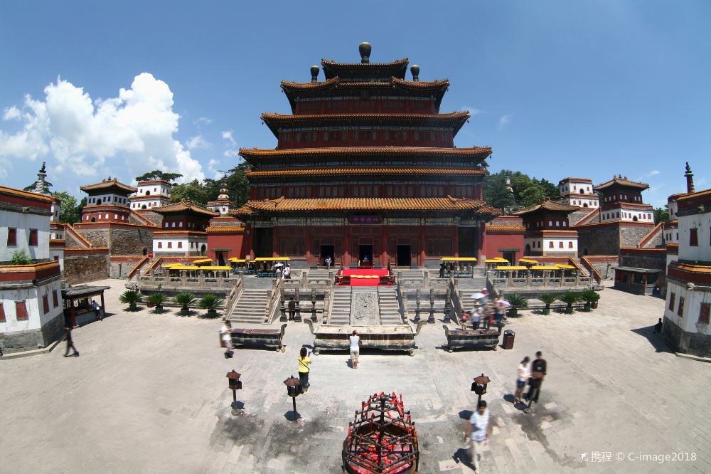 承德避暑山莊普寧寺小布達拉宮普陀宗乘之廟一日遊純玩無購物專業導遊