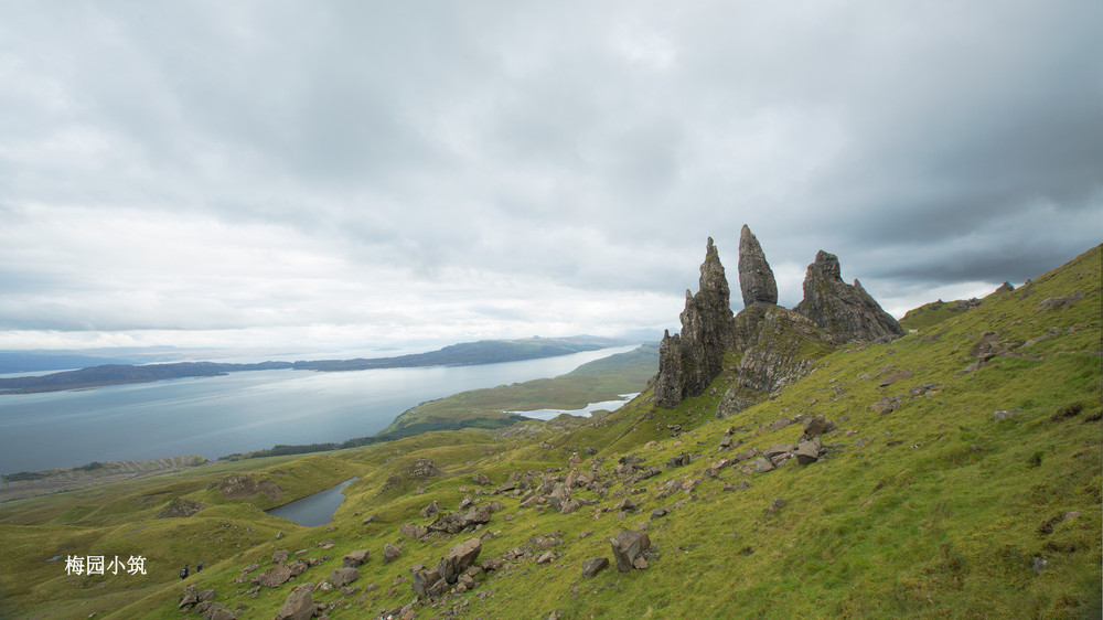 迷雾笼罩天空岛 -- 英国苏格兰斯凯岛(isle of skye)