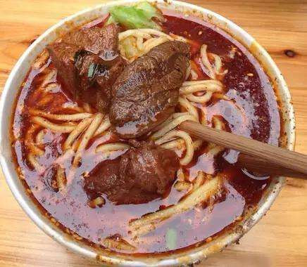 舌尖上的重庆美食介绍 好吃到爆的地道风味