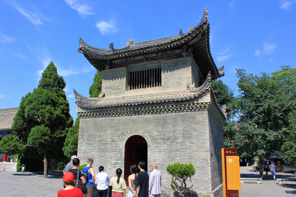 鐘樓,西安寺廟普遍都會建有鐘鼓樓