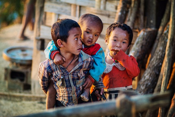 丰沙里(老挝)追云记:寻找日出前的孤岛 - 老挝游